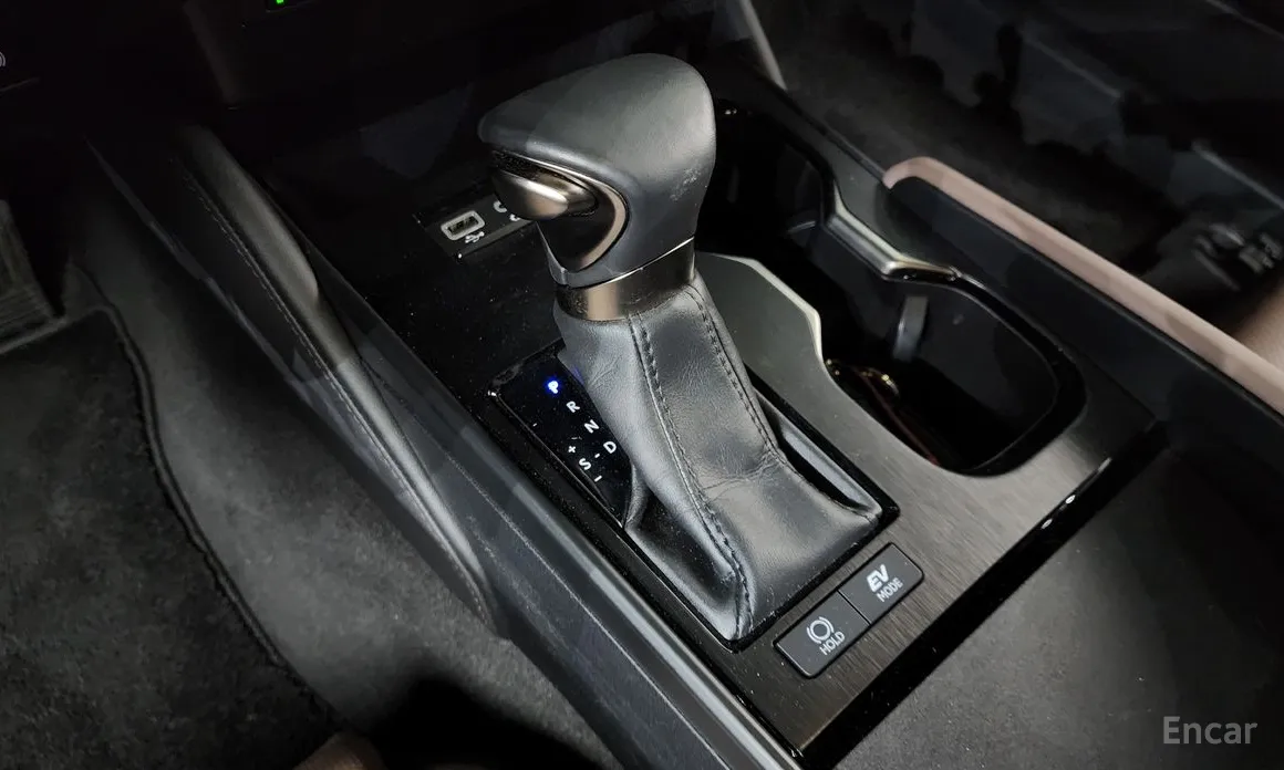 Lexus ES 2018 Luxury Plus