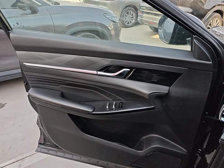 Dongfeng Aeolus Haohan 2023 2023款 DH-i 1.5T 尊贵版