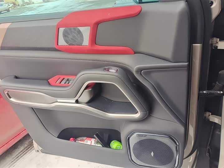 BYD FangChengBao Leopard 8 2025 2025款 智勇旗舰版 7座