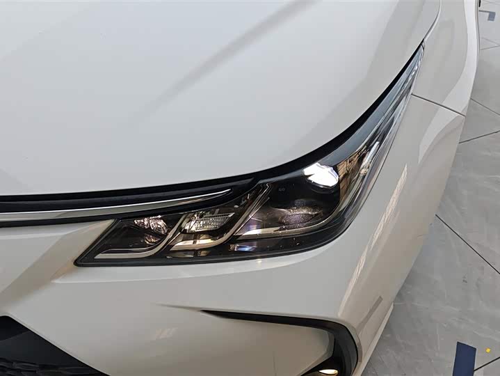 Toyota Corolla 2024 2024款 1.8L 智能电混双擎 先锋版