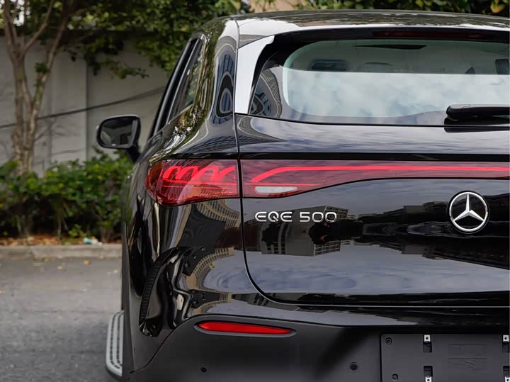Mercedes-Benz EQE SUV 2024 2024款 500 4MATIC 先锋版