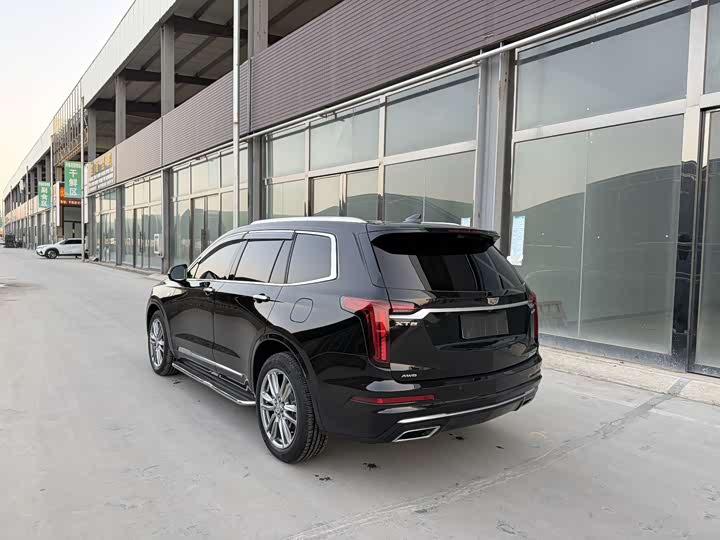 Cadillac XT6 2022 2022款 2.0T 六座四驱豪华型