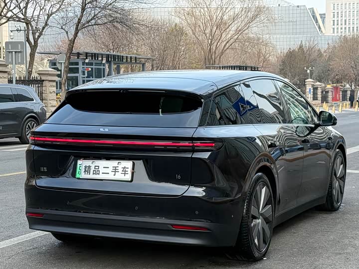 LiXiang i6 2025 2025款 两驱标准版