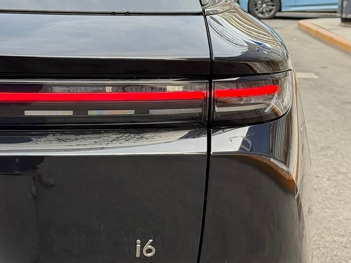 LiXiang i6 2025 2025款 两驱标准版