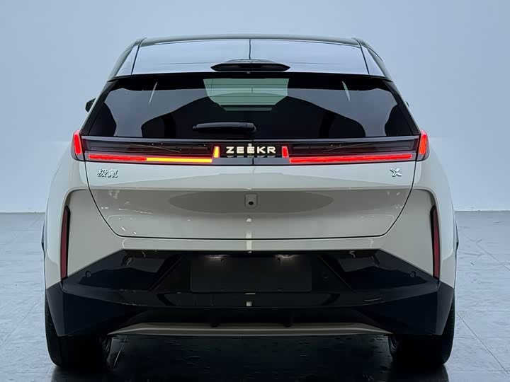 Zeekr X 2025 2025款 四座后驱魔方版