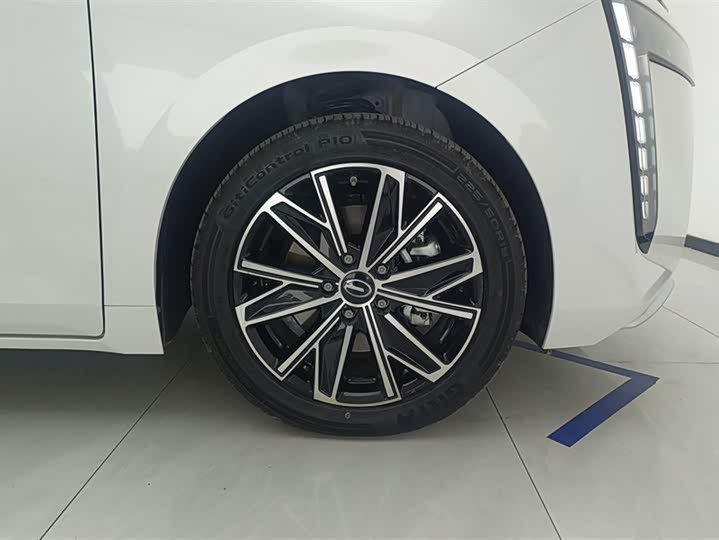 GAC Trumpchi E8 2024 2024款 荣耀系列 2.0L 荣耀版