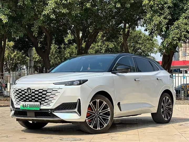 Changan UNI-K Hybrid 2022 2022款 蓝鲸iDD 130km 1.5T 尊贵型