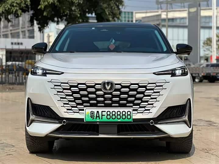 Changan UNI-K Hybrid 2022 2022款 蓝鲸iDD 130km 1.5T 尊贵型