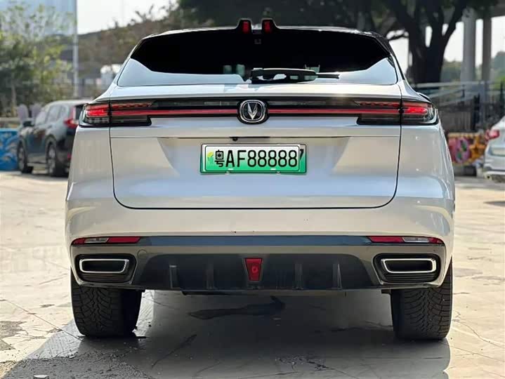 Changan UNI-K Hybrid 2022 2022款 蓝鲸iDD 130km 1.5T 尊贵型