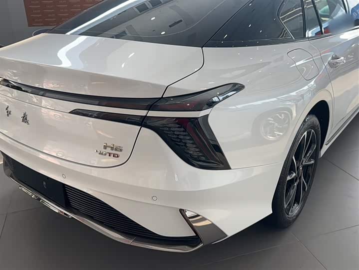Hongqi H6 2024 2024款 2.0T 致美版