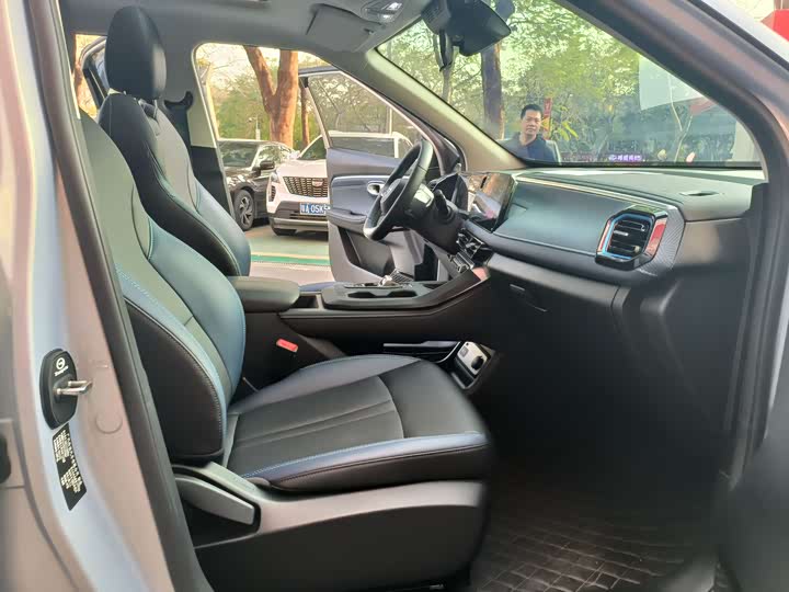 GAC Trumpchi GS3 2023 2023款 影速 270T 劲享版