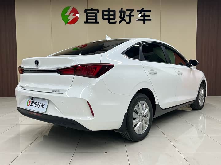 Changan Eado EV 2022 2022款 EV460 智行网约版 磷酸铁锂