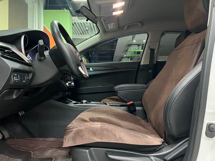 Changan Eado EV 2022 2022款 EV460 智行网约版 磷酸铁锂