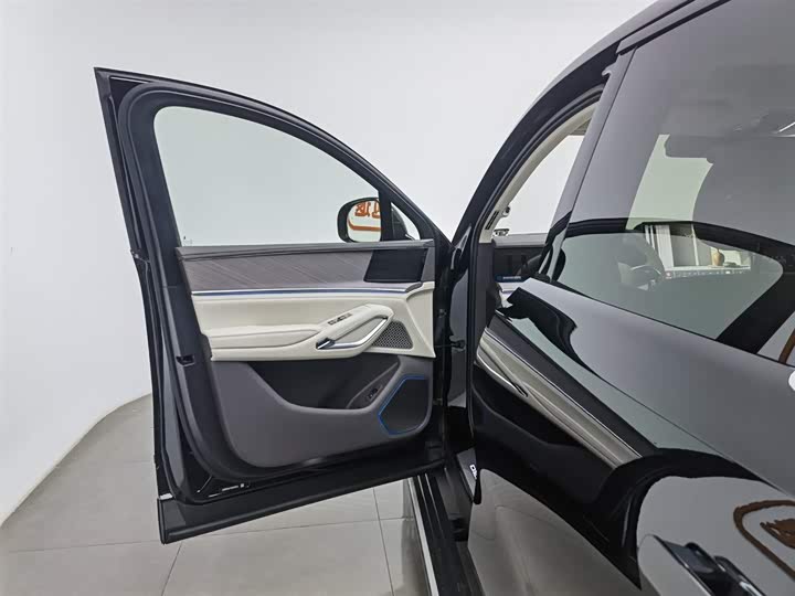 Denza N9 2025 2025款 旗舰型