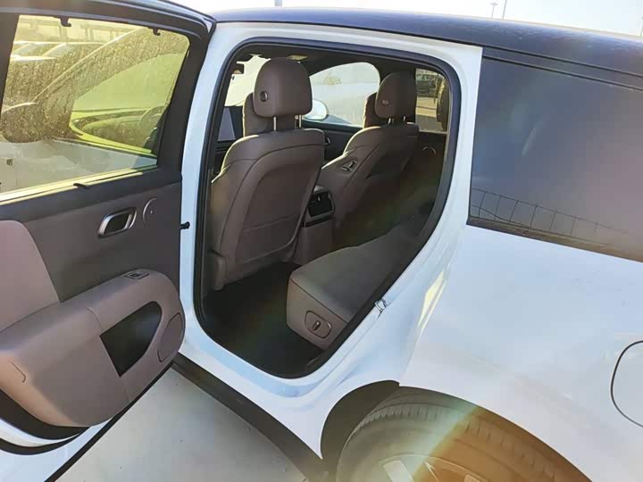 LiXiang i6 2025 2025款 两驱标准版