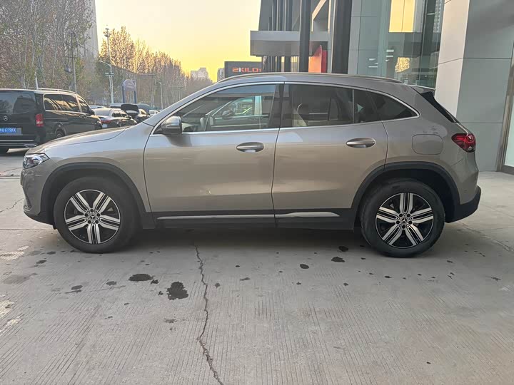 Mercedes-Benz EQA 2023 2023款 EQA 260
