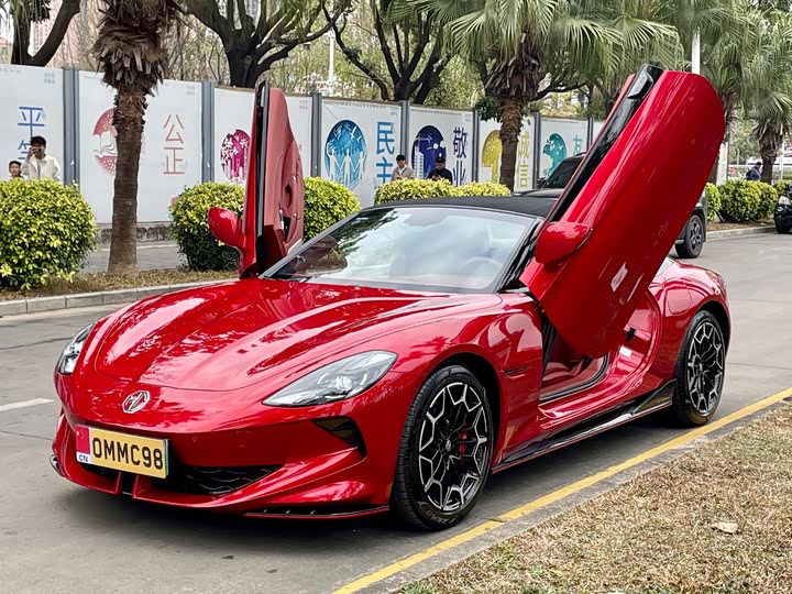 MG Motor Cyberster 2024 2024款 501km 魅力心动版