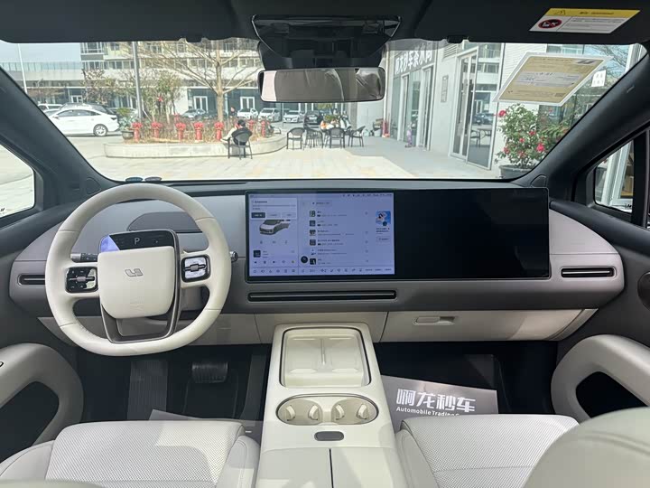 LiXiang i6 2025 2025款 两驱标准版