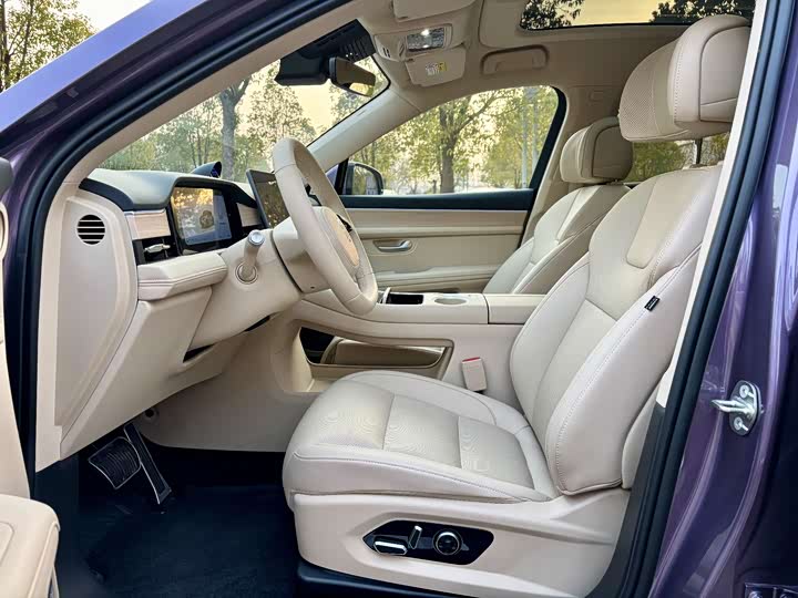 Aito M5 2025 2025款 增程 Ultra 四驱版