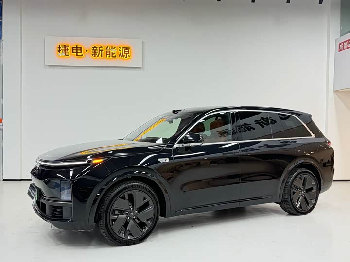 LiXiang L8 2025 2025款 Max 智能焕新版