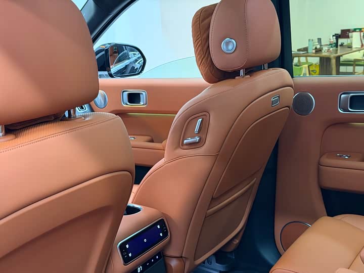 LiXiang L8 2025 2025款 Max 智能焕新版