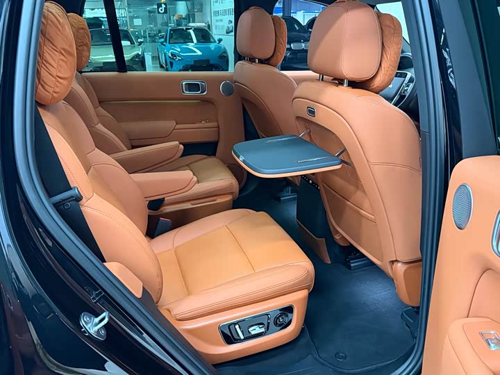 LiXiang L8 2025 2025款 Max 智能焕新版