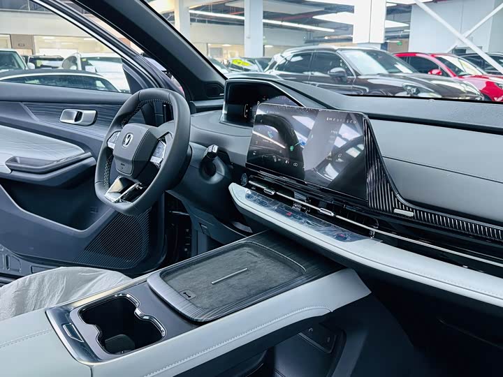 Changan CS55 Plus Hybrid 2025 2025款 智慧新蓝鲸 125km 战舰版