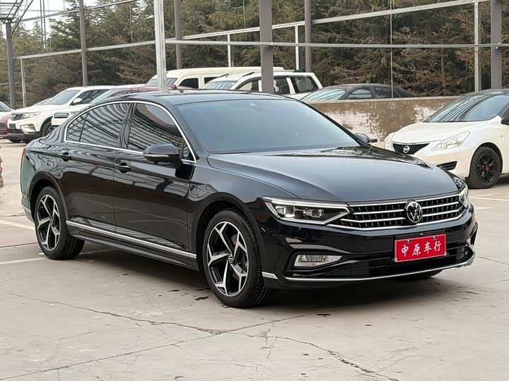 Volkswagen Magotan 2025 2025款 众享款 330TSI DSG豪华型