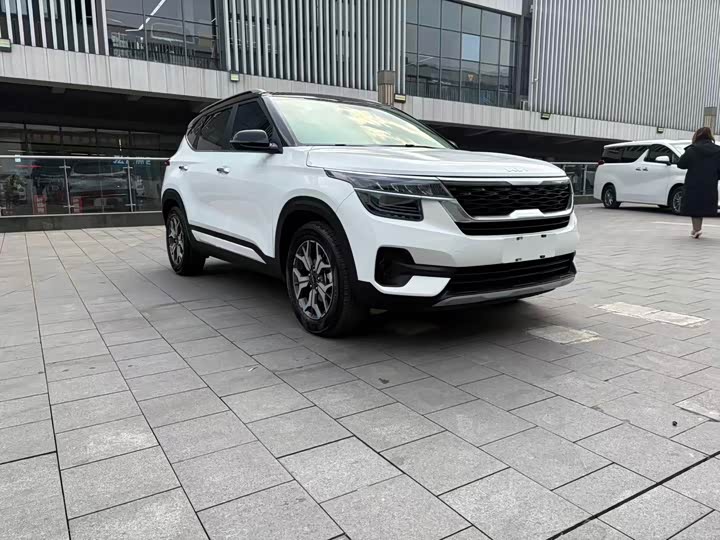 Kia KX3 2021 2021款 1.5L CVT全能版