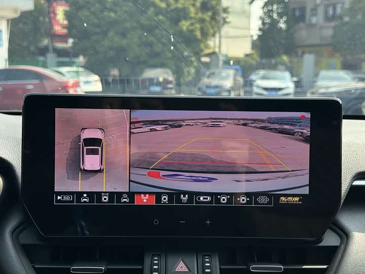 Toyota RAV4 2024 2024款 双擎 2.5L E-CVT两驱精英Plus版