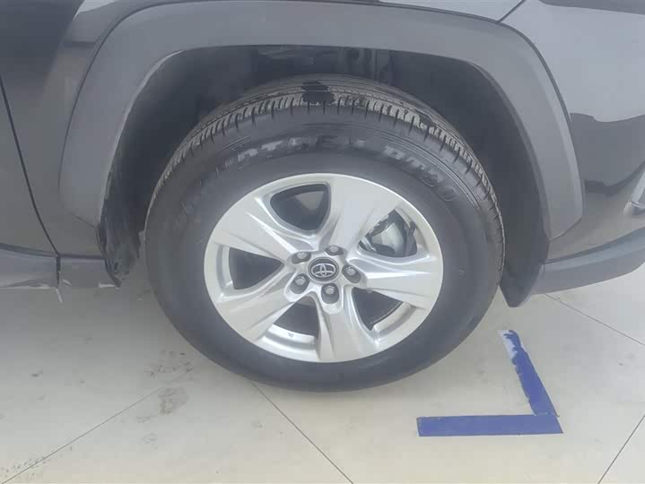 Toyota RAV4 2024 2024款 2.0L CVT两驱都市版