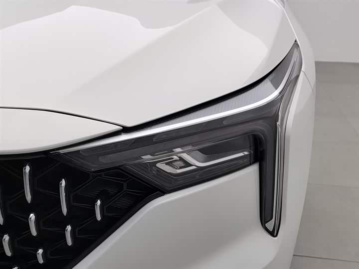 Bestune B70 2025 2025款 龙耀版 1.5T 欢享型