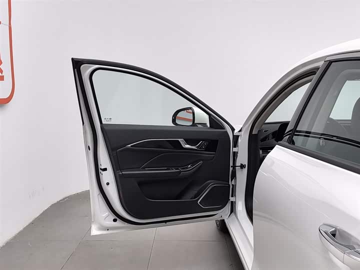 Bestune B70 2025 2025款 龙耀版 1.5T 欢享型