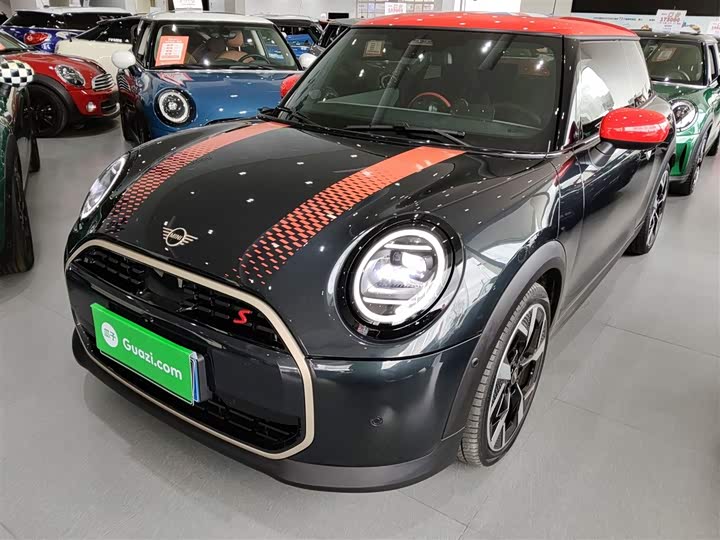 Mini Mini 2025 2025款 2.0T COOPER S 艺术家