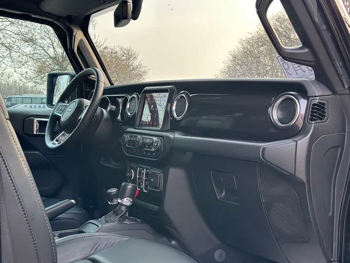 Jeep Wrangler 2022 2022款 2.0T 高地四门版