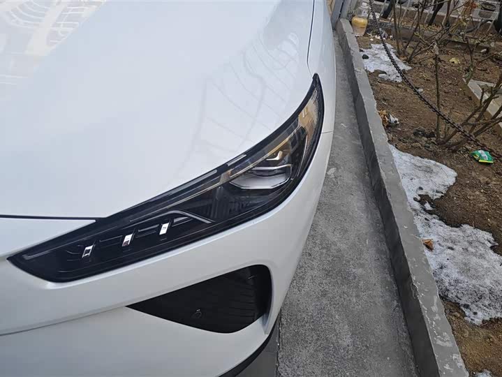 Hozon L 2024 2024款 纯电 510 闪充红衣版