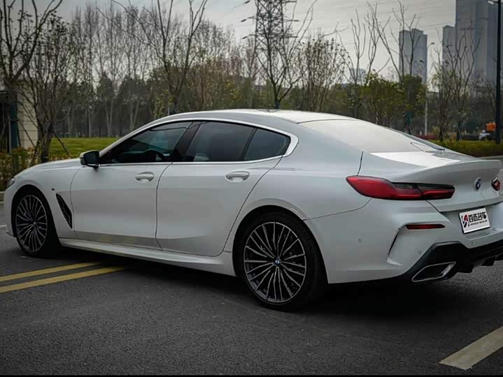 BMW 8 Series 2021 2021款 840i 四门轿跑车 M运动套装