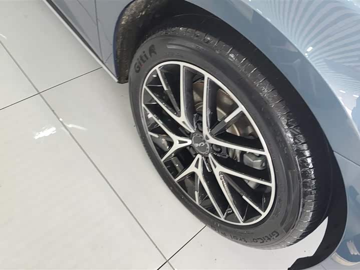 BYD Seal 07 DM-i Hybrid 2025 2025款 智驾版 DM-i 1.5L 125km 豪华型