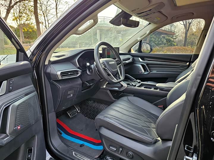 Maxus Territory 2023 2023款 2.0T 穿越豪华版 6座