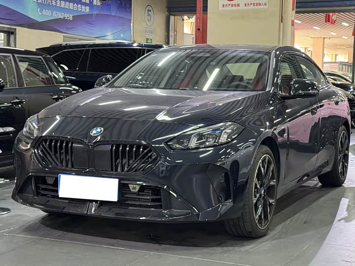 BMW 2 Series 2025 2025款 225L M运动曜夜套装
