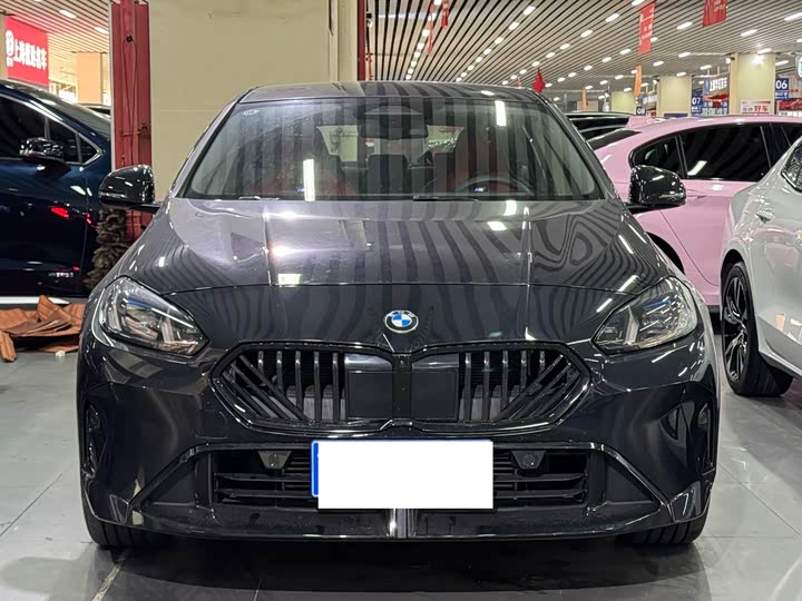 BMW 2 Series 2025 2025款 225L M运动曜夜套装
