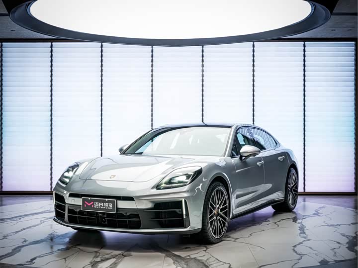 Porsche Panamera 2024 2024款 Panamera 4 行政加长版 2.9T