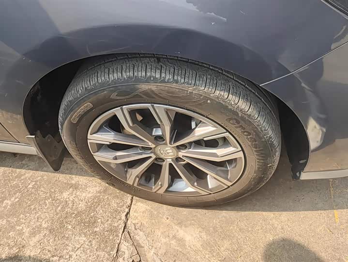 BYD Song Max 2021 2021款 升级版 1.5T 自动豪华型 7座