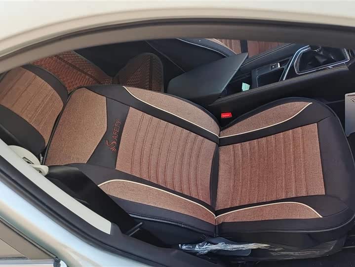 Beijing X3 2021 2021款 1.5T 手动荣耀版