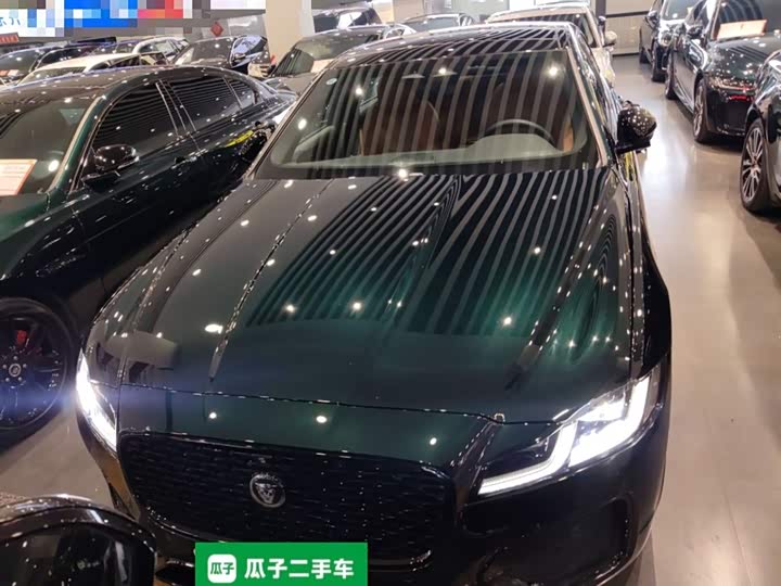 Jaguar XF L 2025 2025款 2.0T P300 四驱90周年典藏版