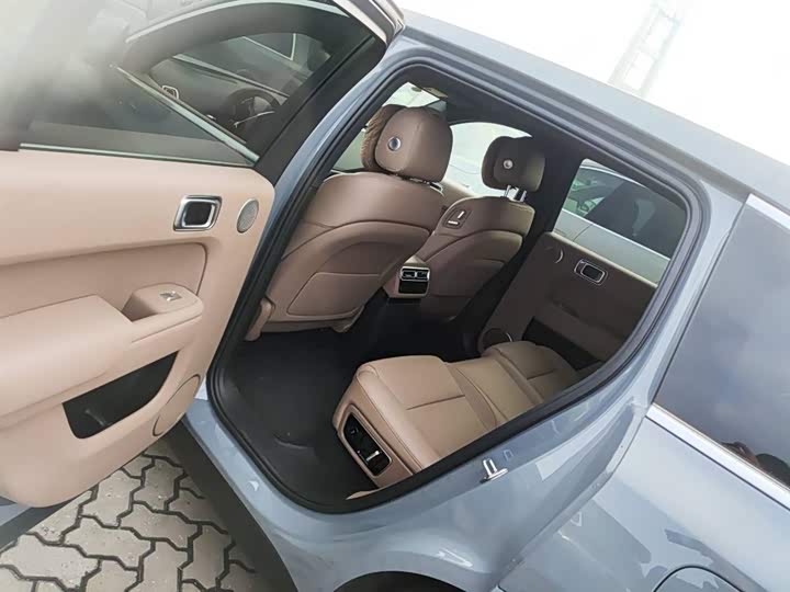 LiXiang L7 2025 2025款 Max 智能焕新版