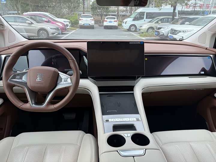 BYD Xia 2025 2025款 DM-i 1.5T 180km 卓越型