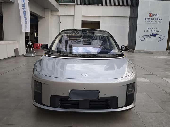 LiXiang i8 2025 2025款 标准版