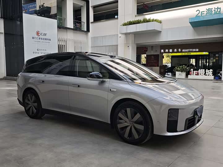 LiXiang i8 2025 2025款 标准版