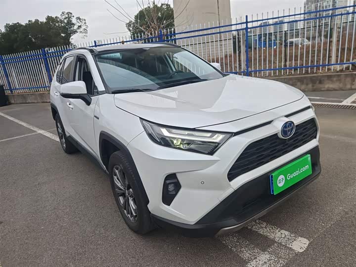 Toyota RAV4 2024 2024款 双擎 2.5L E-CVT两驱精英Plus版